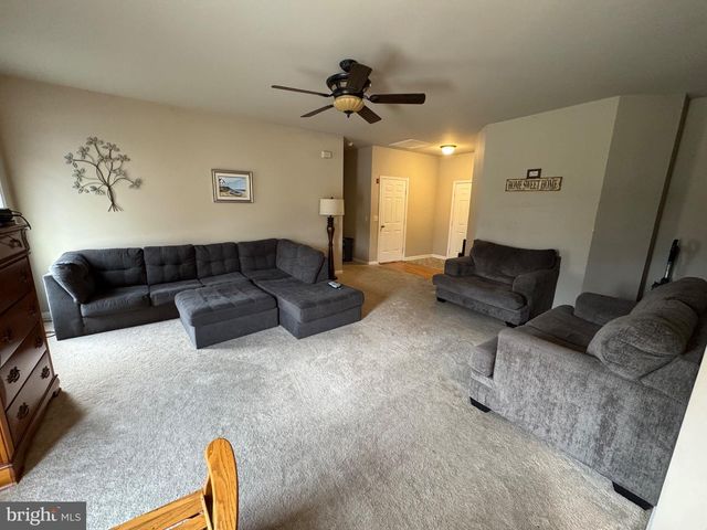 8855 LENOX DR, Delmar, MD 21875