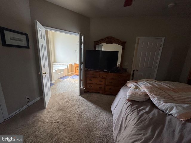 8855 LENOX DR, Delmar, MD 21875