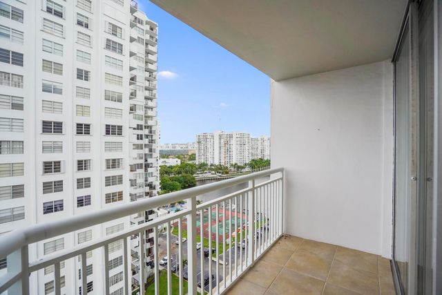 18051 Biscayne Boulevard 1504, Aventura, FL 33160