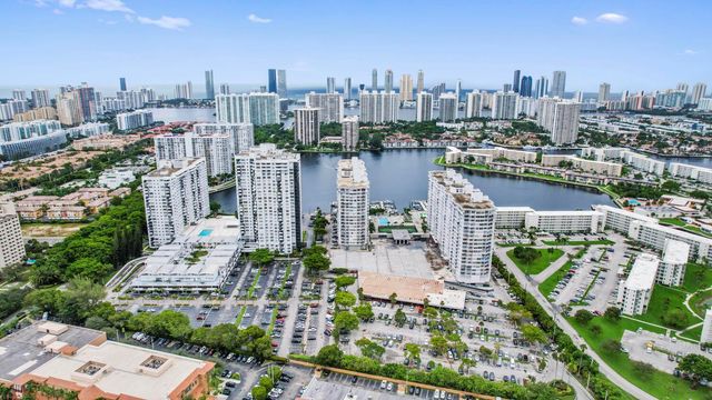 18051 Biscayne Boulevard 1504, Aventura, FL 33160