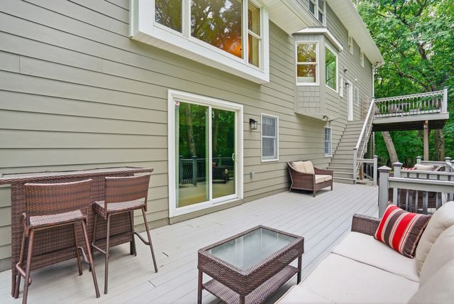 2016 WOODHOLLOW DR, Columbia, MO 65203