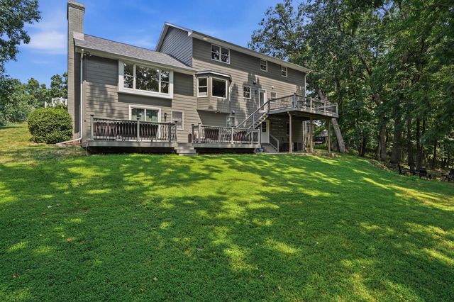 2016 WOODHOLLOW DR, Columbia, MO 65203
