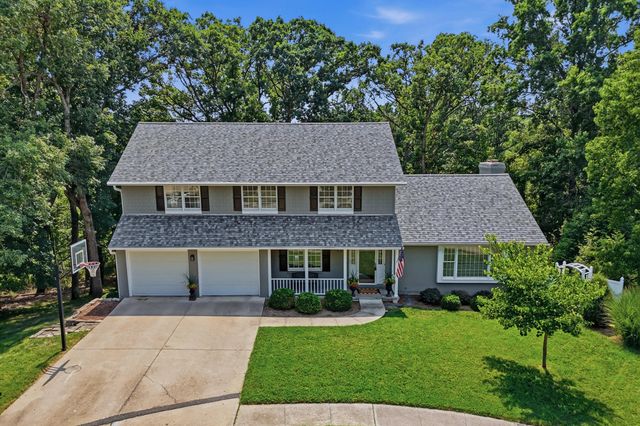 2016 WOODHOLLOW DR, Columbia, MO 65203