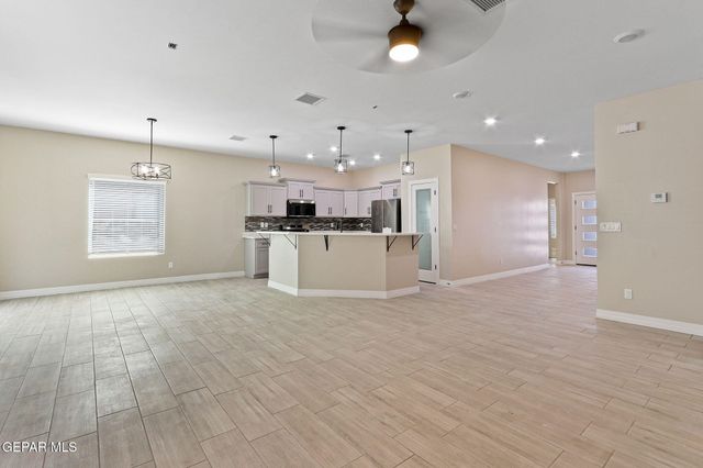 9853 La Morenita Circle, El Paso, TX 79927