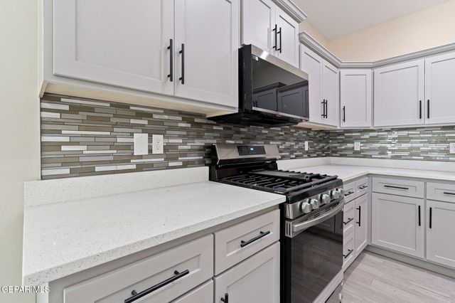 9853 La Morenita Circle, El Paso, TX 79927