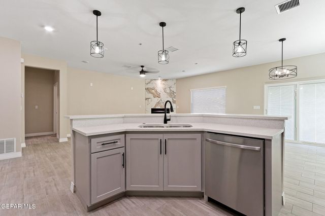 9853 La Morenita Circle, El Paso, TX 79927