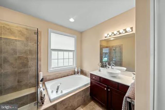 254 HENDRICKSON LN, West Grove, PA 19390