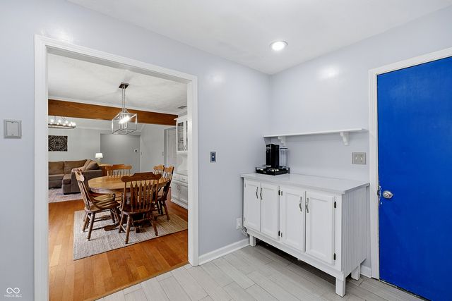 7716 Tanager Lane, Indianapolis, IN 46256