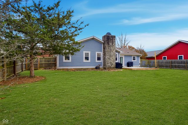 7716 Tanager Lane, Indianapolis, IN 46256