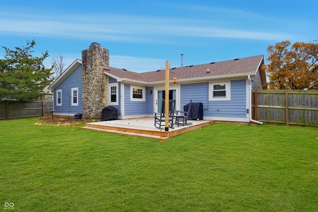 7716 Tanager Lane, Indianapolis, IN 46256