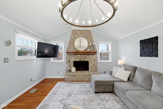 7716 Tanager Lane, Indianapolis, IN 46256