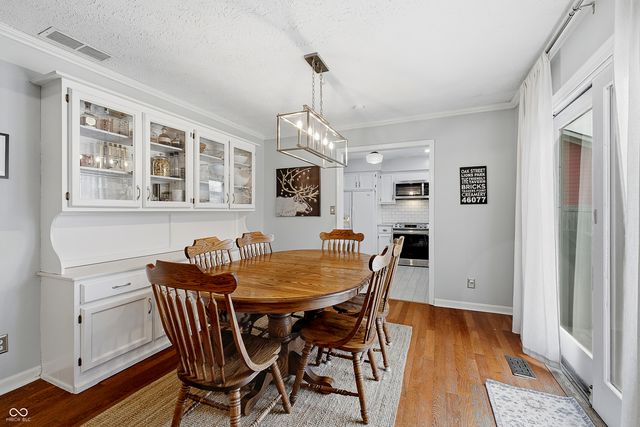 7716 Tanager Lane, Indianapolis, IN 46256