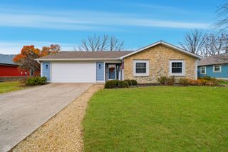 7716 Tanager Lane, Indianapolis, IN 46256