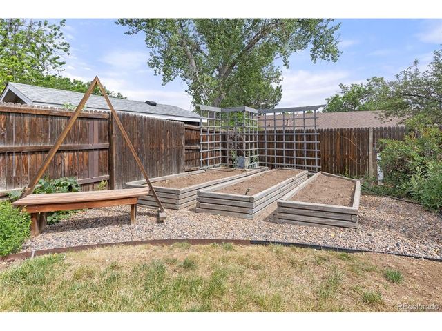 16351 E Idaho Pl, Aurora, CO 80017