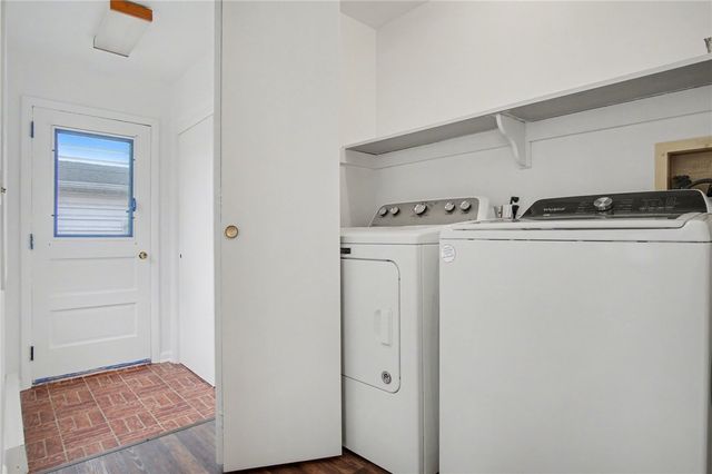 32 Tandoi Drive, Gates, NY 14624