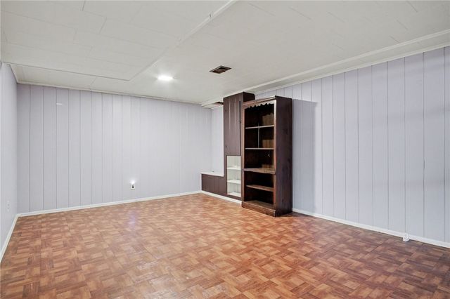 32 Tandoi Drive, Gates, NY 14624