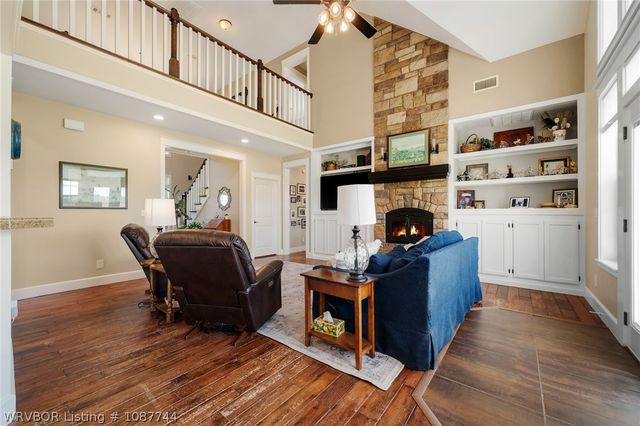 35245 Midway Place, Poteau, OK 74953