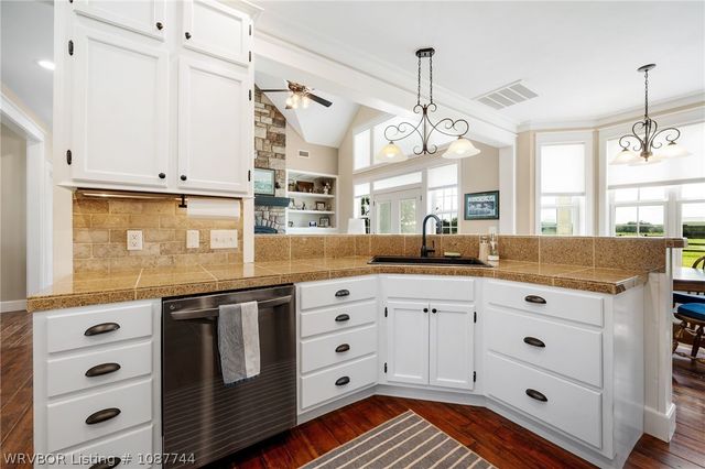 35245 Midway Place, Poteau, OK 74953