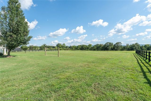 35245 Midway Place, Poteau, OK 74953