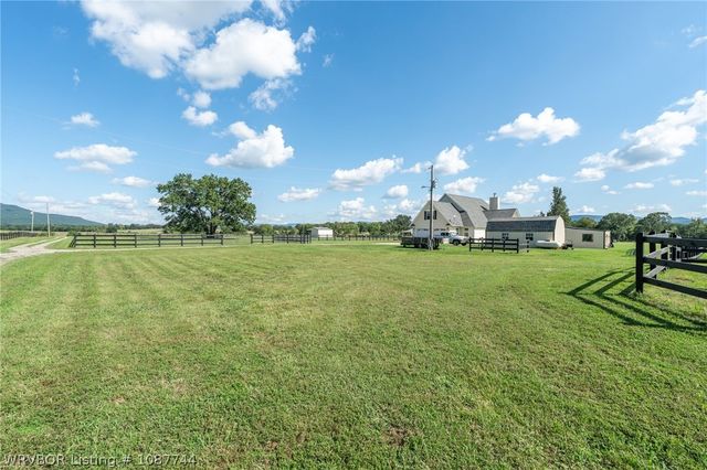 35245 Midway Place, Poteau, OK 74953