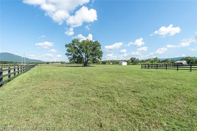 35245 Midway Place, Poteau, OK 74953