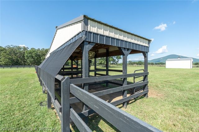 35245 Midway Place, Poteau, OK 74953