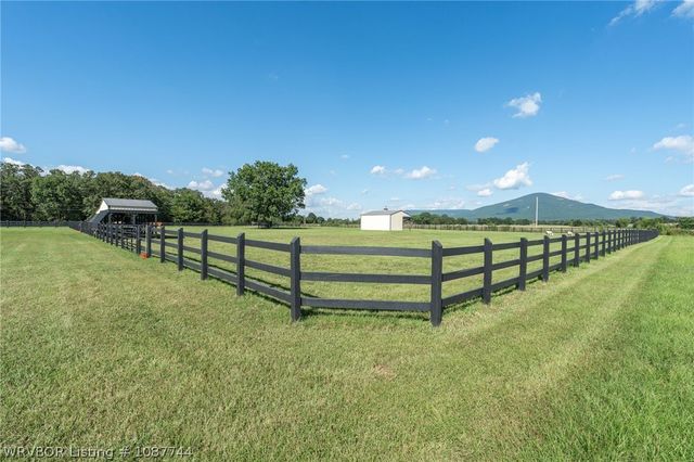 35245 Midway Place, Poteau, OK 74953