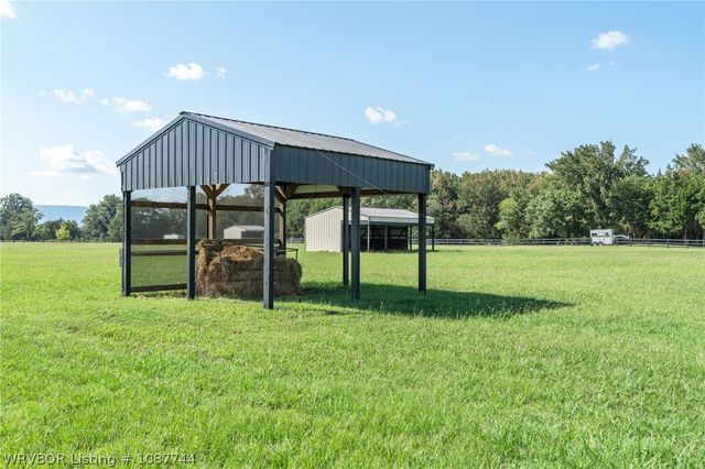 35245 Midway Place, Poteau, OK 74953