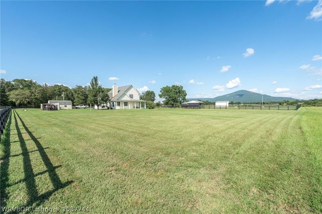 35245 Midway Place, Poteau, OK 74953