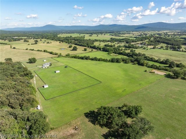 35245 Midway Place, Poteau, OK 74953