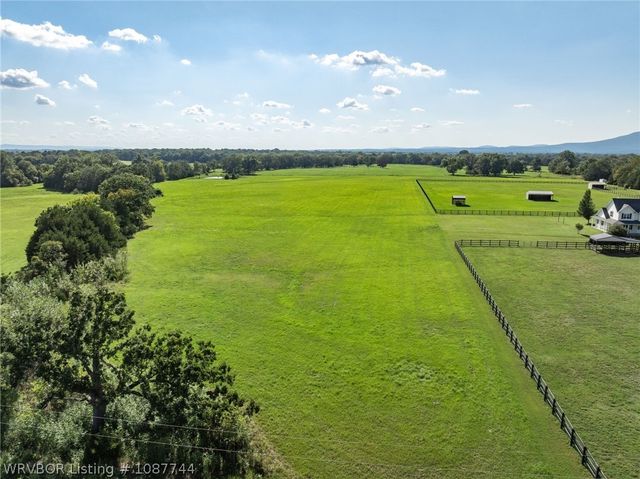 35245 Midway Place, Poteau, OK 74953