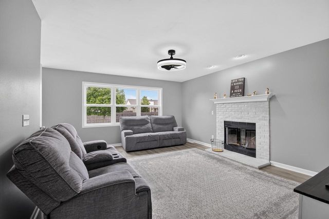 4620 Kenrich DRIVE, Racine, WI 53402