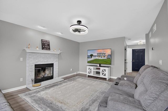 4620 Kenrich DRIVE, Racine, WI 53402