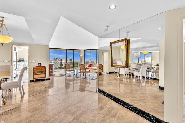 20281 E Country Club Drive 1907, Aventura, FL 33180