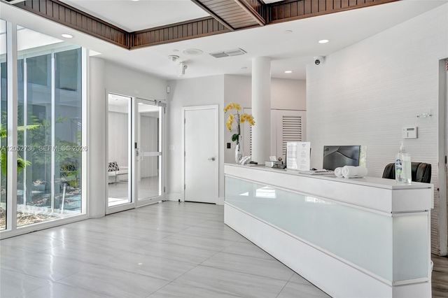 20281 E Country Club Drive 1907, Aventura, FL 33180