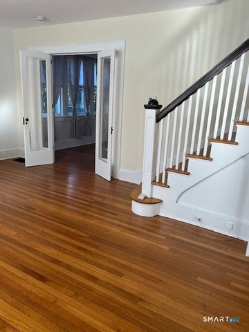 1426 Stratfield Road, Fairfield, CT 06825