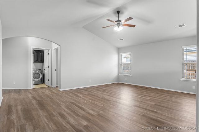 12004 E 110th Place North, Owasso, OK 74055