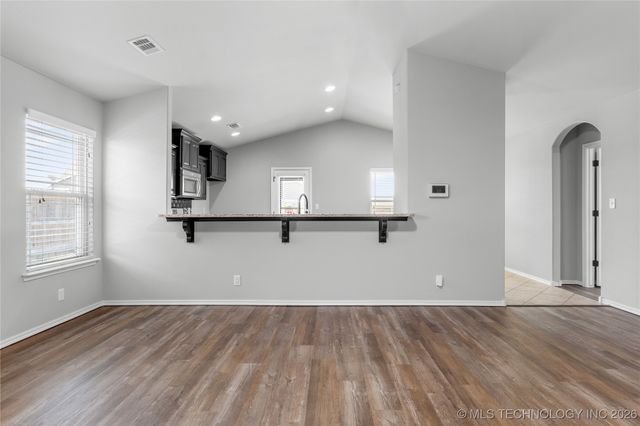 12004 E 110th Place North, Owasso, OK 74055