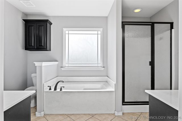 12004 E 110th Place North, Owasso, OK 74055