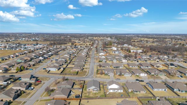 12004 E 110th Place North, Owasso, OK 74055