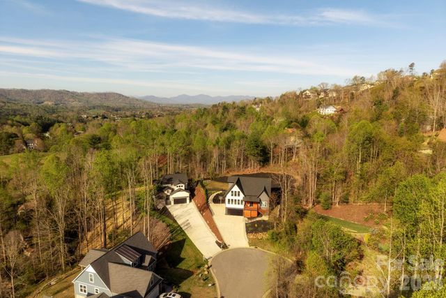 50 Carden Drive, Weaverville, NC 28787