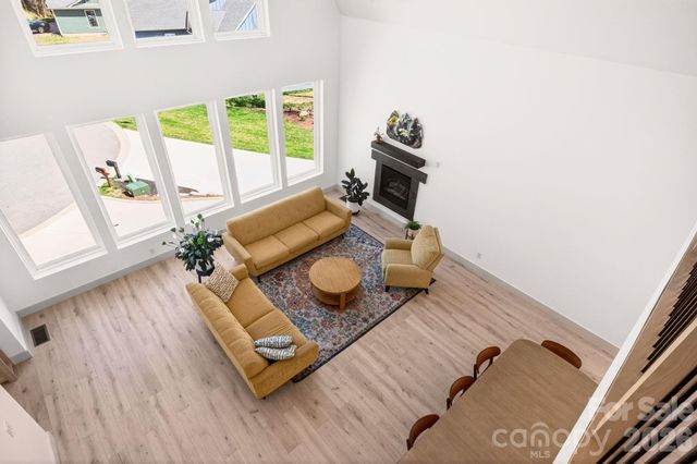 50 Carden Drive, Weaverville, NC 28787