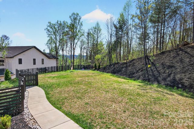 50 Carden Drive, Weaverville, NC 28787