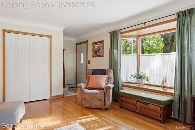 3615 Hazelton Avenue, Rochester Hills, MI 48307
