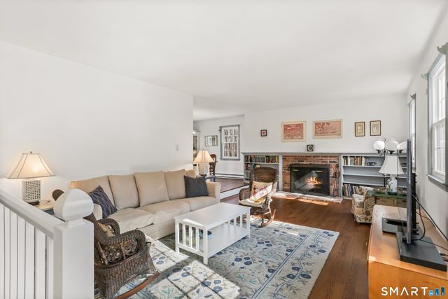 268 Umpawaug Road, Redding, CT 06896