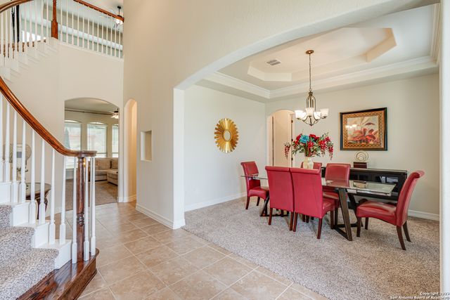 531 LILLY BLF, Castroville, TX 78009