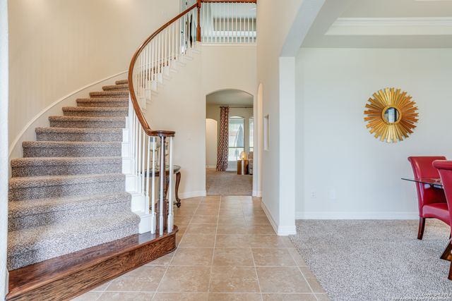531 LILLY BLF, Castroville, TX 78009