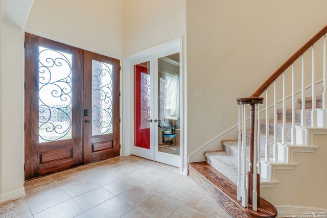 531 LILLY BLF, Castroville, TX 78009