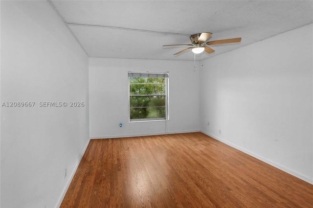 8005 Lake Dr 410, Doral, FL 33166