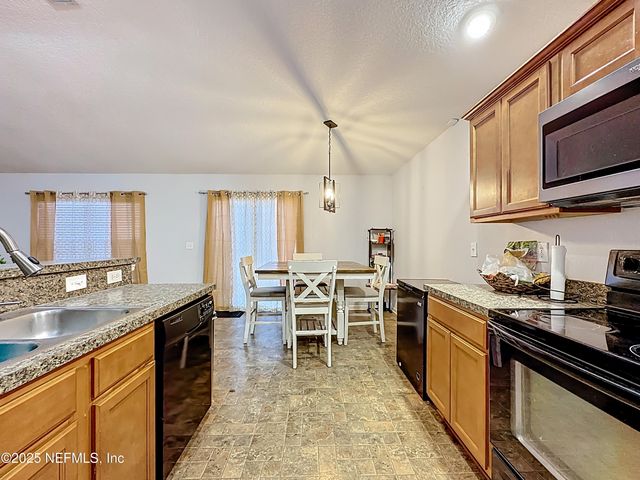 15200 LITTLE FILLY Court, Jacksonville, FL 32234